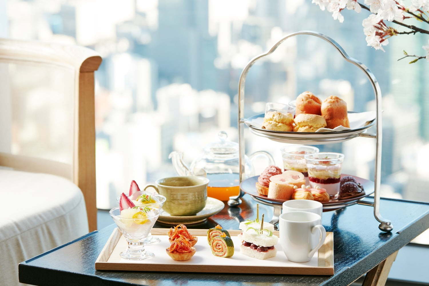 グランピング｜アンダーズ 東京「さくらアフタヌーンティー」桜を使用したモンブランやロールケーキなど春スイーツ