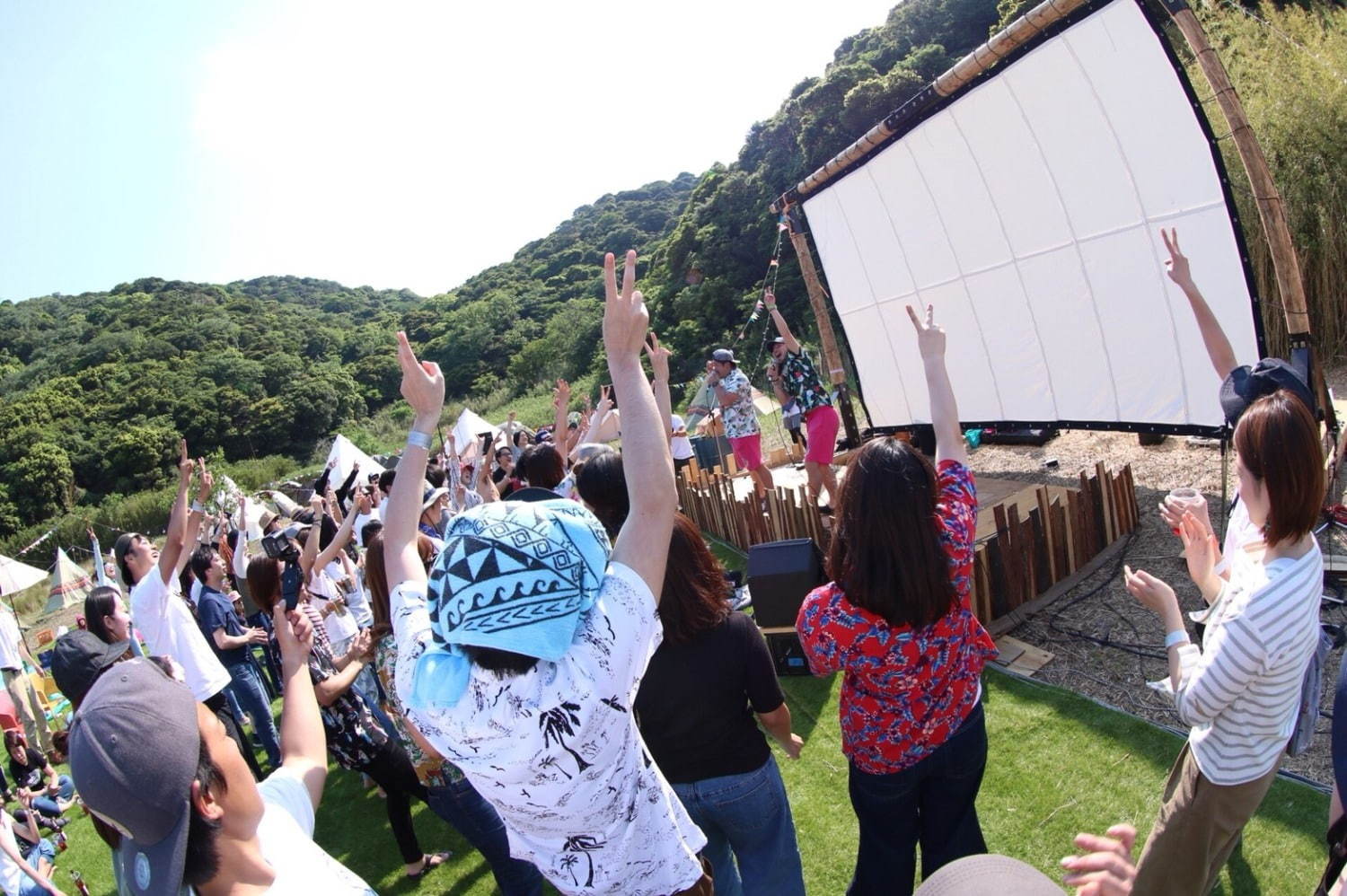 野外シネマキャンプフェス「MUJINTO cinema CAMP」和歌山の無人島で映画上映など｜写真2
