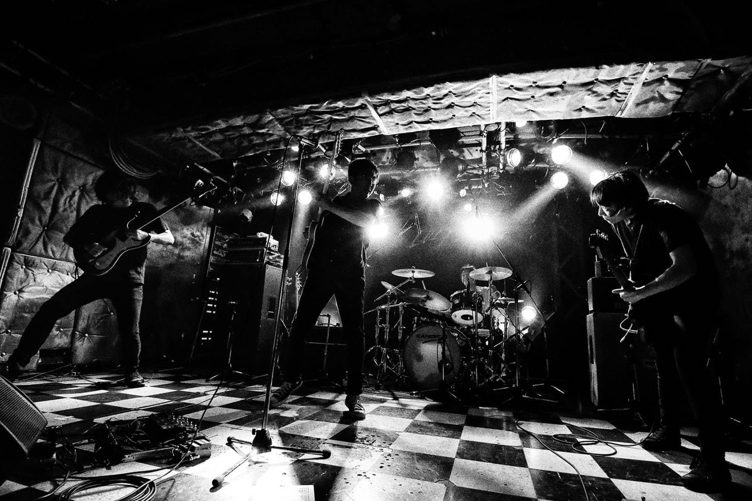 【公演中止】ZAZEN BOYSとNUMBER GIRLのツーマンライブ、日比谷野外大音楽堂で開催｜写真2