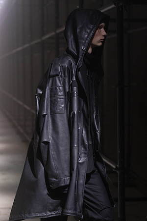 フォーサムワン(FORSOMEONE) 2020-21年秋冬ウィメンズ&メンズコレクション  - 写真2