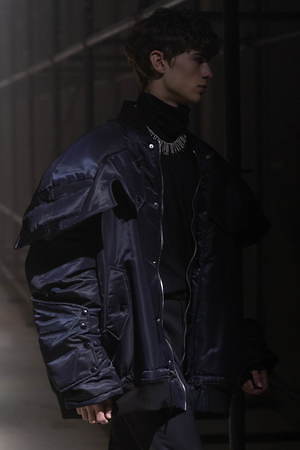 フォーサムワン(FORSOMEONE) 2020-21年秋冬ウィメンズ&メンズコレクション  - 写真23