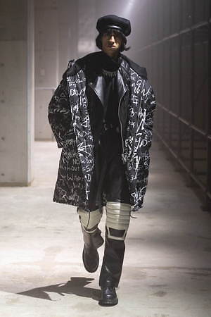 フォーサムワン(FORSOMEONE) 2020-21年秋冬ウィメンズ&メンズコレクション  - 写真37