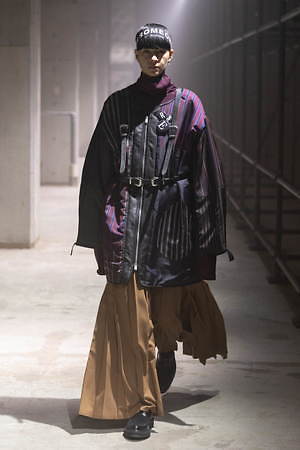 フォーサムワン(FORSOMEONE) 2020-21年秋冬ウィメンズ&メンズコレクション  - 写真44