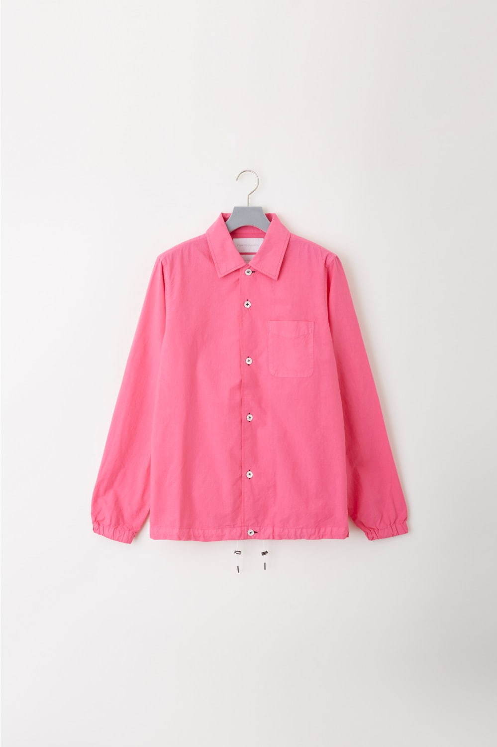 フミト ガンリュウのシャツ風コーチジャケット＆シルク混パンツ、10色展開のカラフルなセットアップ｜写真13