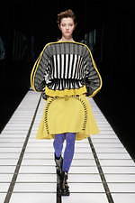 ヒロコ コシノ 2020年秋冬コレクション - “混沌と整然”が両立する、新しいパンクの世界｜写真11