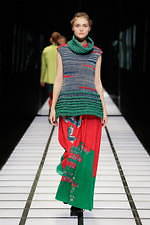 ヒロコ コシノ 2020年秋冬コレクション - “混沌と整然”が両立する、新しいパンクの世界｜写真16