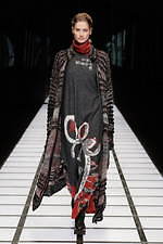 ヒロコ コシノ 2020年秋冬コレクション - “混沌と整然”が両立する、新しいパンクの世界｜写真18