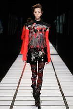 ヒロコ コシノ 2020年秋冬コレクション - “混沌と整然”が両立する、新しいパンクの世界｜写真22