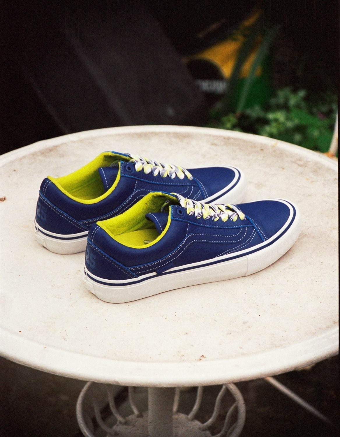 Vansのスニーカー 年新作モデル一覧 人気スリッポンやオールドスクール エラなど ファッションプレス