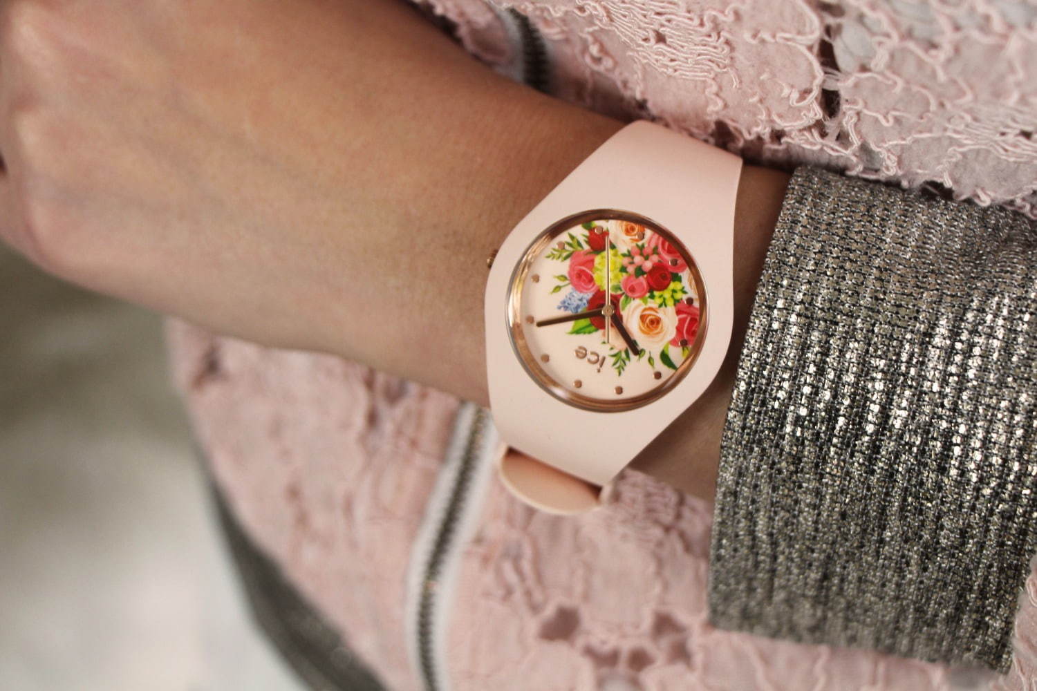 アイスウォッチから“花咲く文字盤”の新作腕時計、フラワーショップ・カレンド限定で販売｜写真6