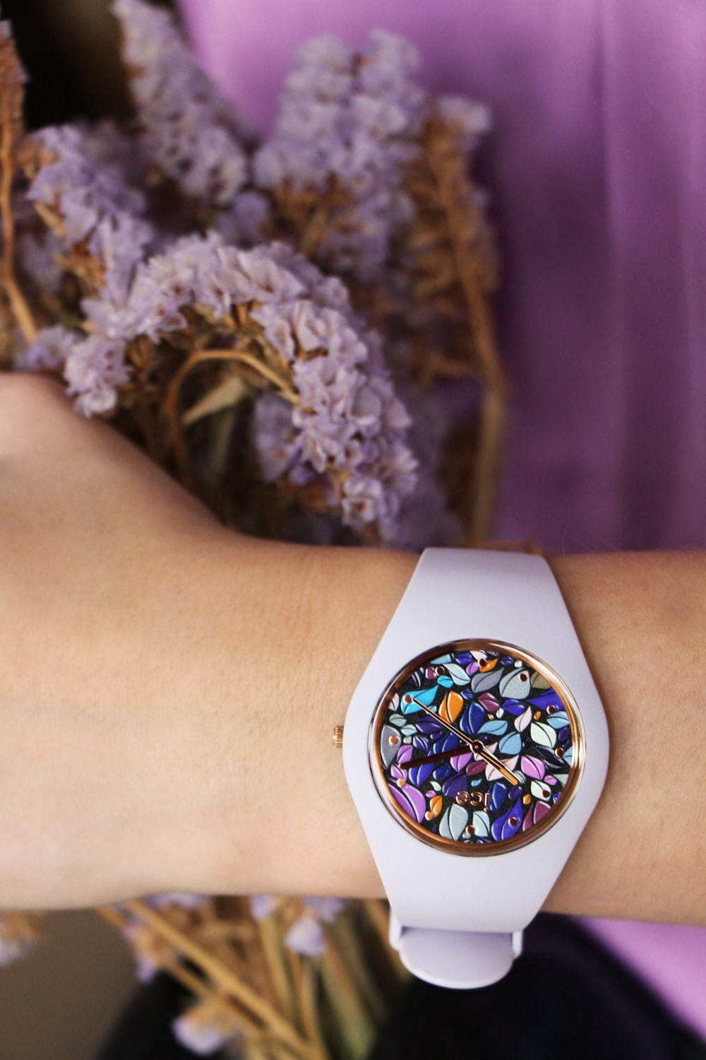 アイスウォッチから“花咲く文字盤”の新作腕時計、フラワーショップ・カレンド限定で販売｜写真4