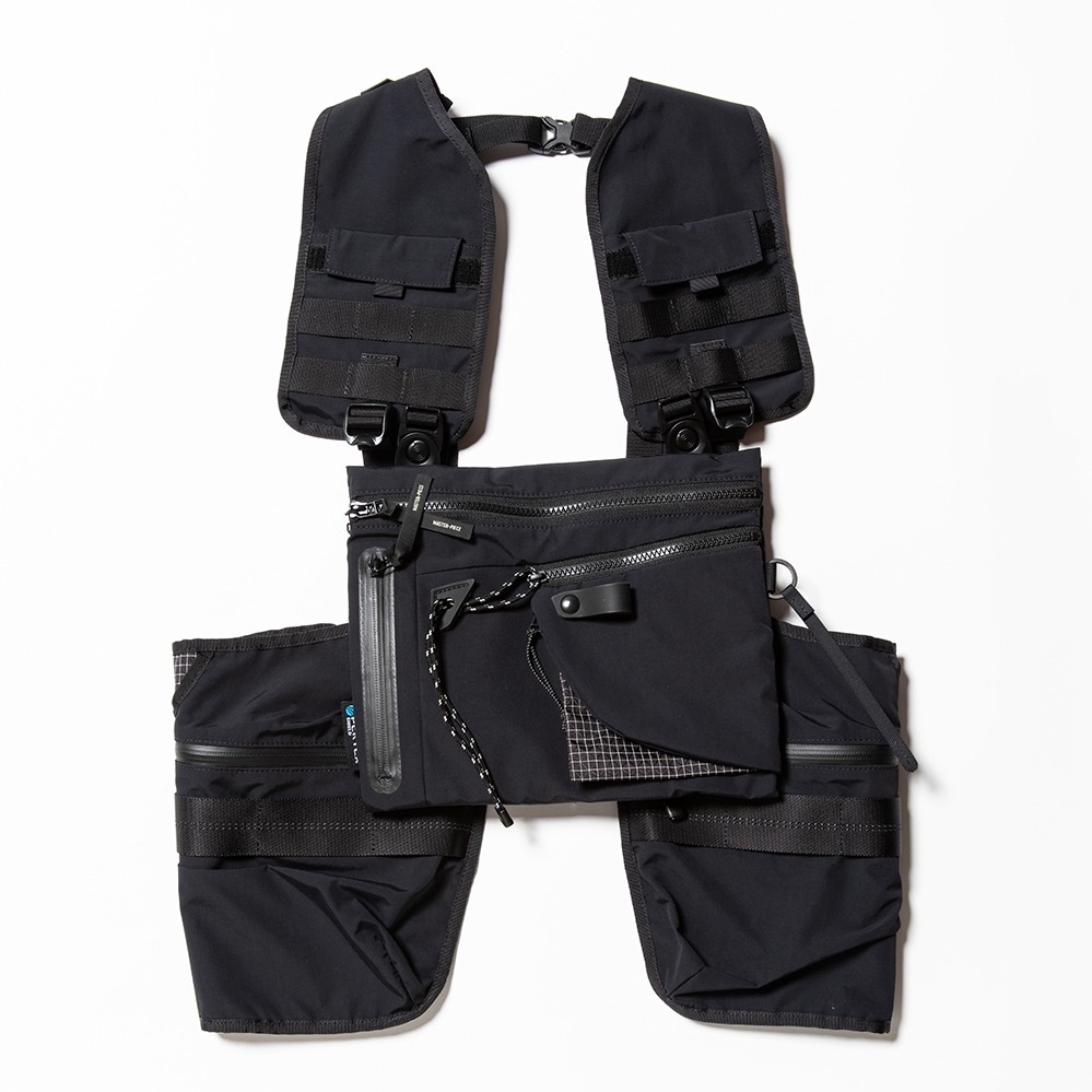 ミーンズワイル×マスターピースの“分離可能”デイパック＆ラゲッジベスト、ドッキングできるサコッシュも｜写真1