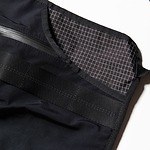 ミーンズワイル×マスターピースの“分離可能”デイパック＆ラゲッジベスト、ドッキングできるサコッシュも｜写真8