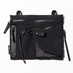 ミーンズワイル×マスターピースの“分離可能”デイパック＆ラゲッジベスト、ドッキングできるサコッシュも｜写真11