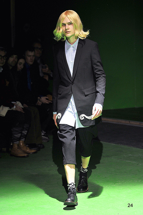 コム デ ギャルソン・オム プリュス(COMME des GARÇONS HOMME PLUS) 2013-14年秋冬メンズコレクション  - 写真24