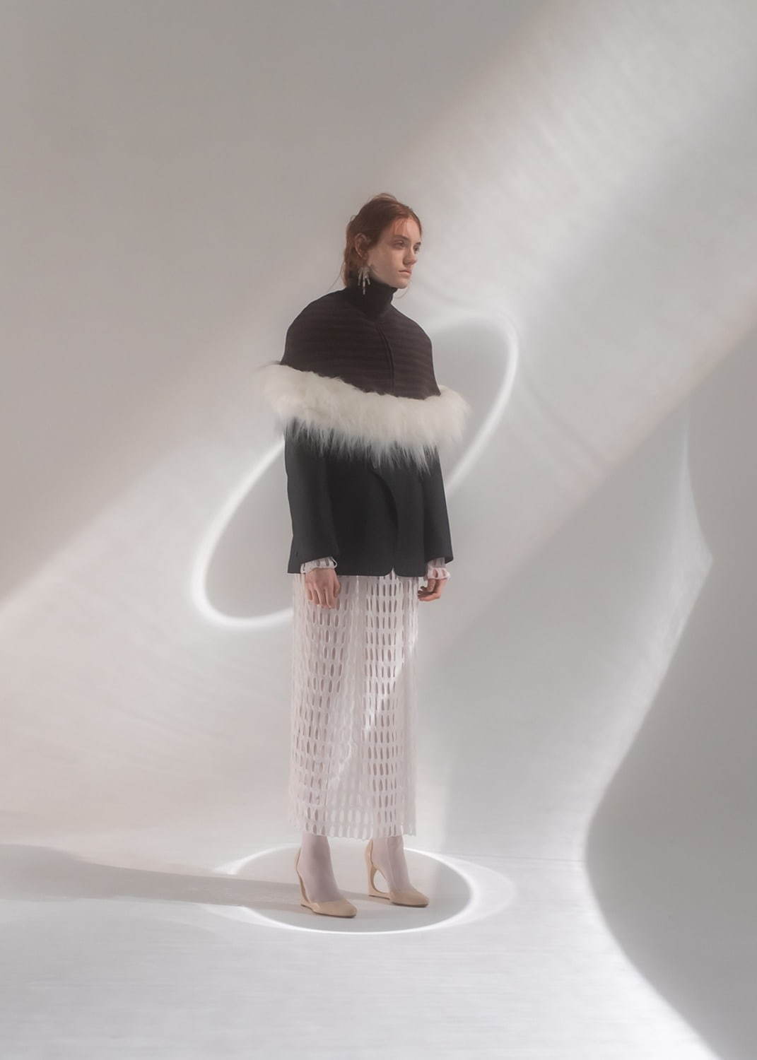 ハトラ 2020-21年秋冬｜ ケープ