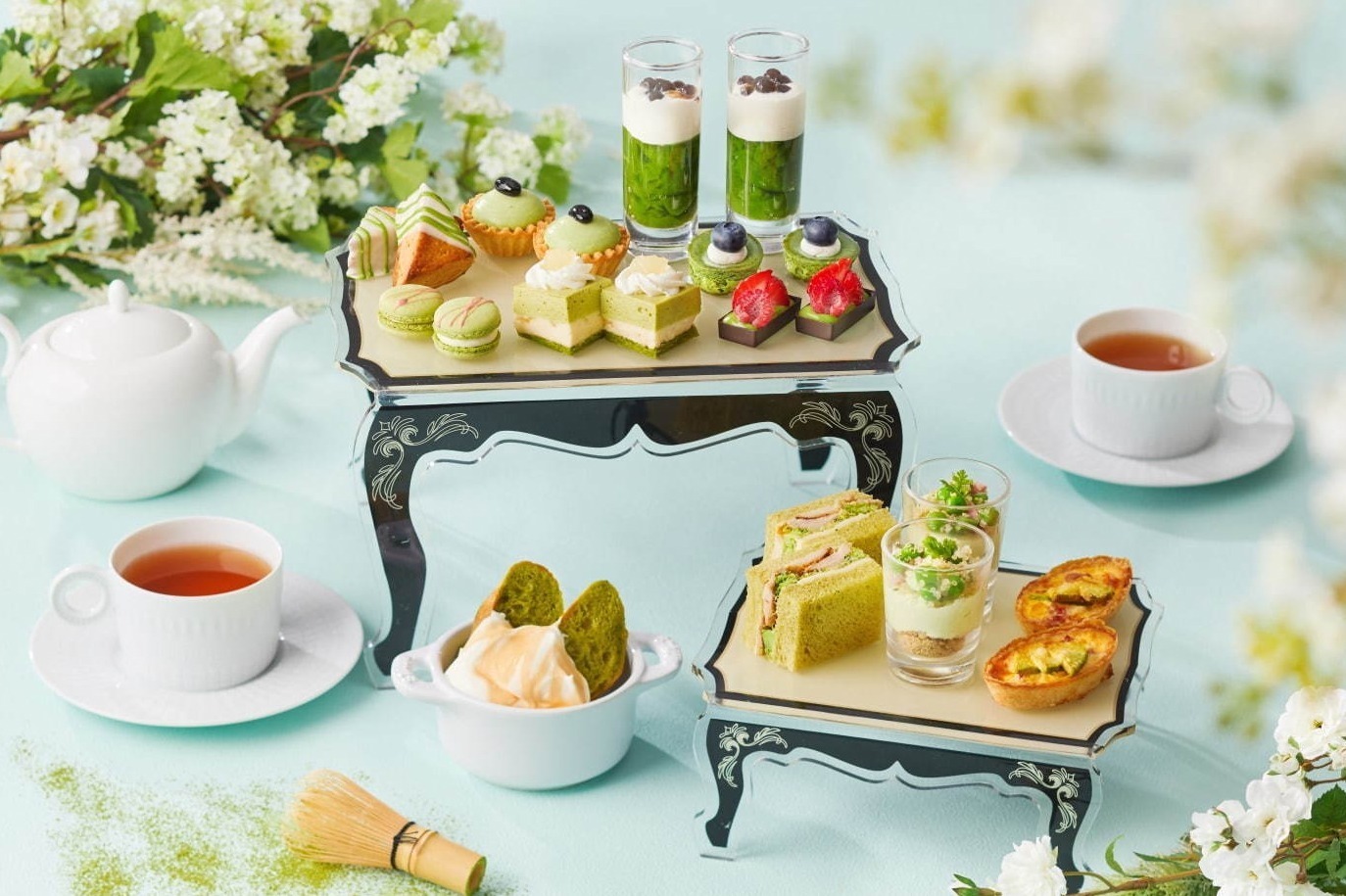 日本茶｜ザ ストリングス 表参道「抹茶 アフタヌーンティー」とろ～りみたらしソースの抹茶フレンチトースト