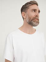 コス(COS) ホワイト Tシャツ プロジェクト｜写真14