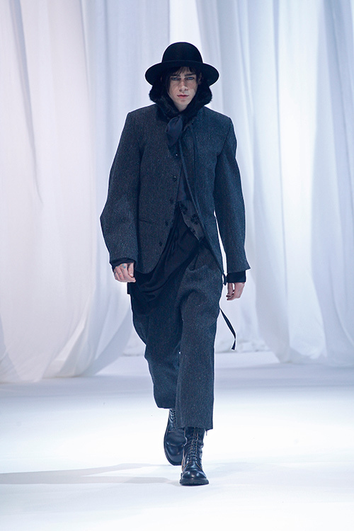 アン ドゥムルメステール(ANN DEMEULEMEESTER) 2013-14年秋冬メンズコレクション  - 写真16