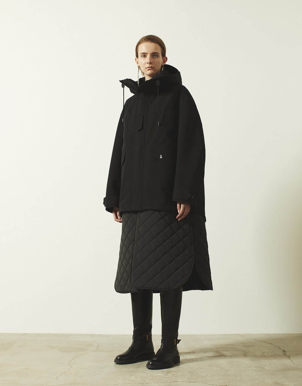 レディース 黒のブルゾンを使ったコーディネート ファッションプレス レディース 黒のブルゾンを使ったコーディネート ファッションプレス