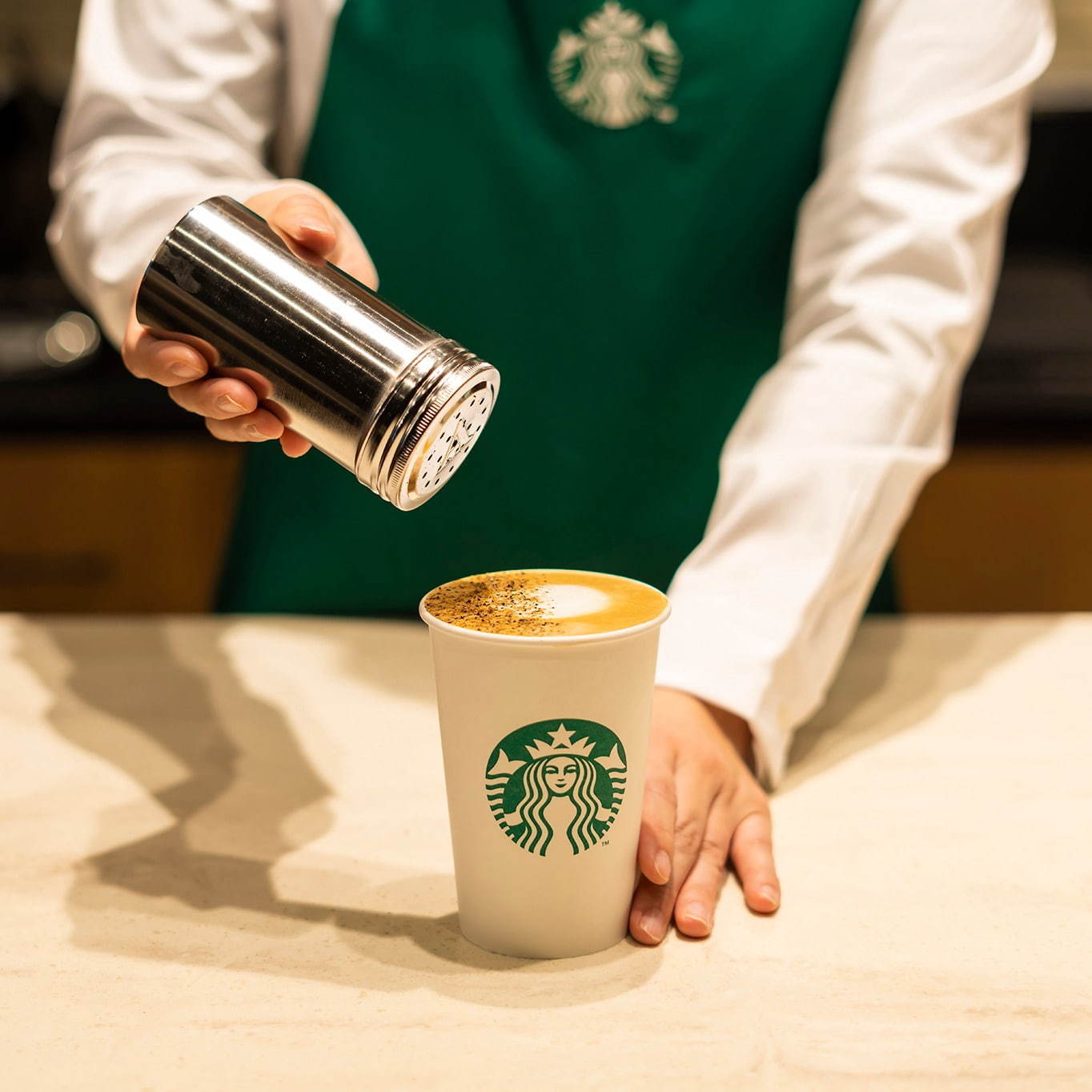 スターバックス(Starbucks Coffee) ダブルショット カラメル ラテ｜写真2