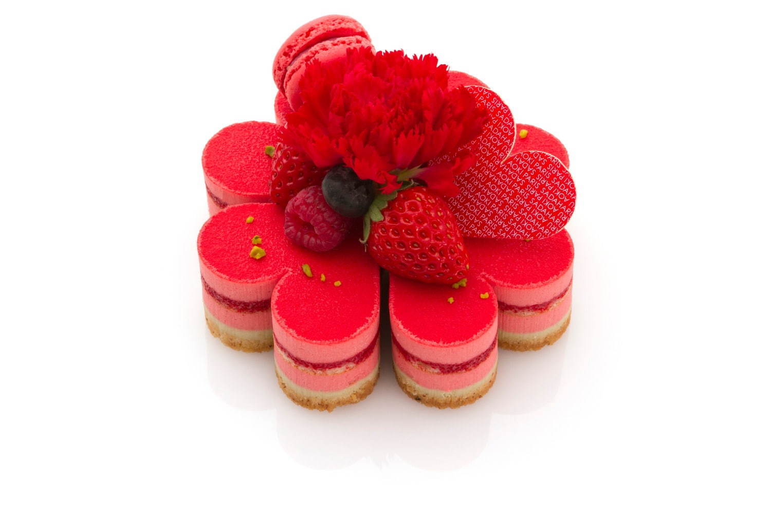 サダハル・アオキ“ハート＆フラワー”型ケーキ、真っ赤な苺にサクサクパイやピスタチオクリーム｜写真2