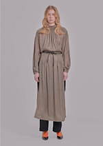 ポンティ 2020-21年秋冬コレクション - “ズレ”が生じた日常着｜写真19