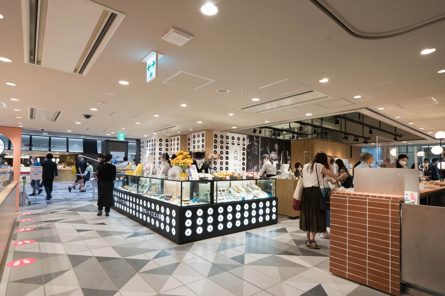 「東京ギフトパレット」東京駅八重洲北口にオープン、手土産・スイーツなど全33ブランドが出店｜写真62