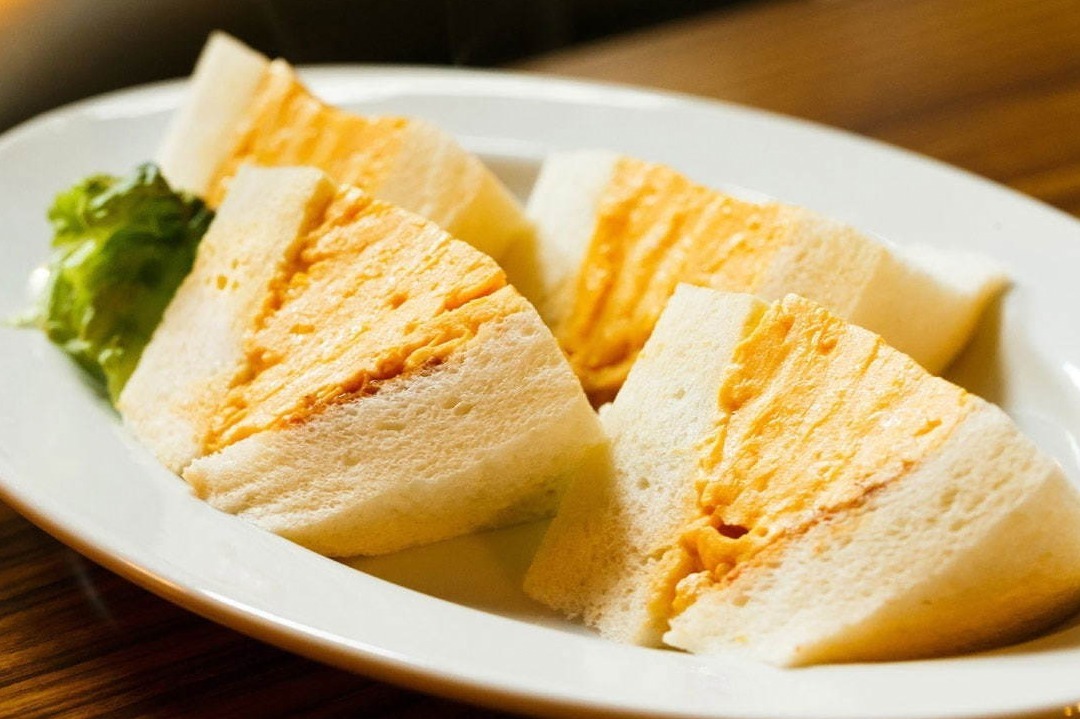 オムライス｜京都藤井大丸がリニューアル、玉子サンドの「喫茶マドラグ」＆コスメキッチン新業態ショップがオープン