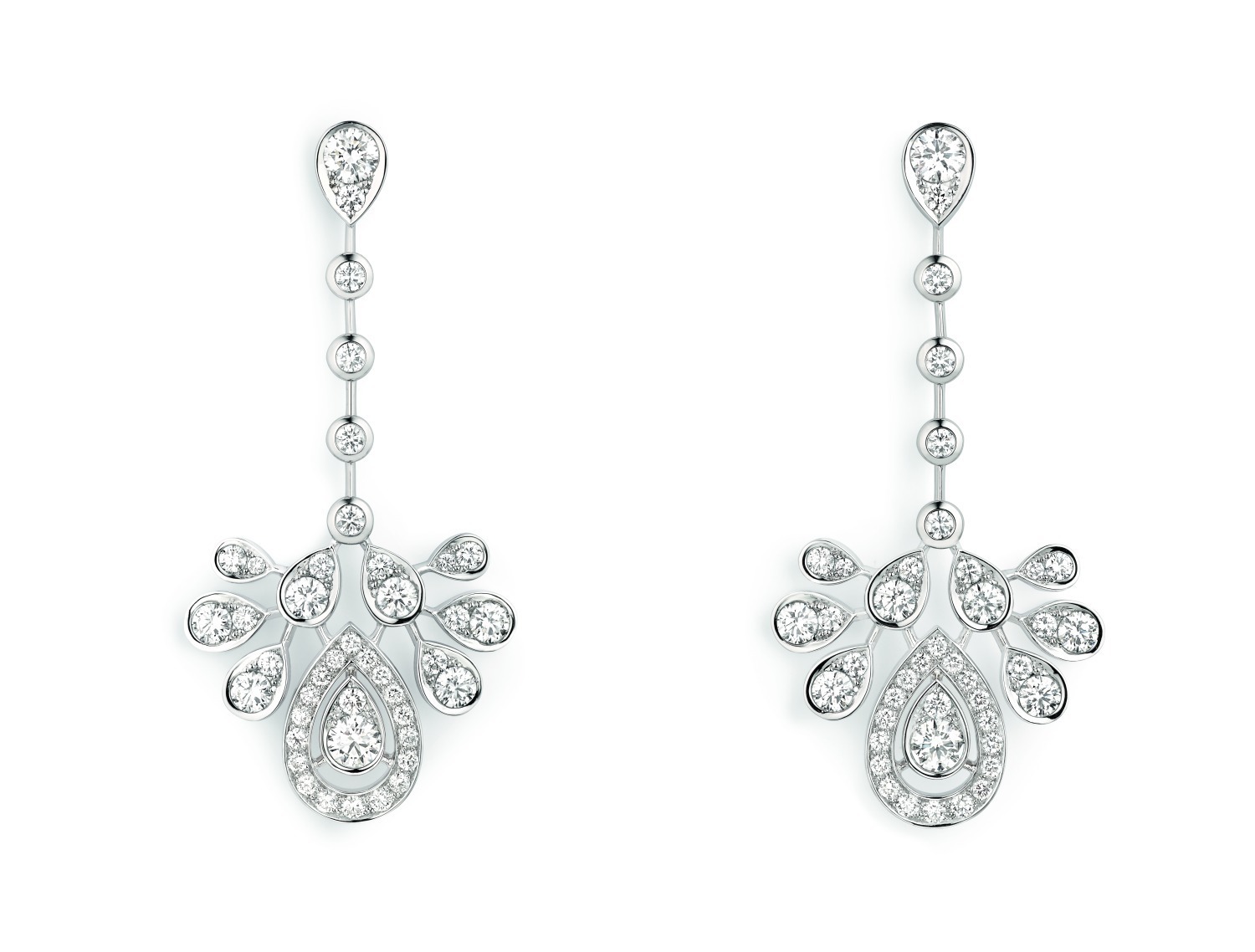 ショーメ(CHAUMET) シャーベットカラー＆レース｜写真1