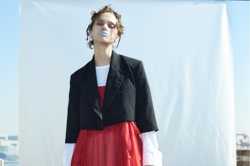 2020-21年秋冬コレクション｜リミ フゥ 2020-21年秋冬コレクション - 布を重ね、自由な身体を覆う