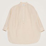 エス エッセンシャルズ×伊勢谷友介リバースプロジェクトの“生成り”シャツ、“宝石染め”ドレスも｜写真4