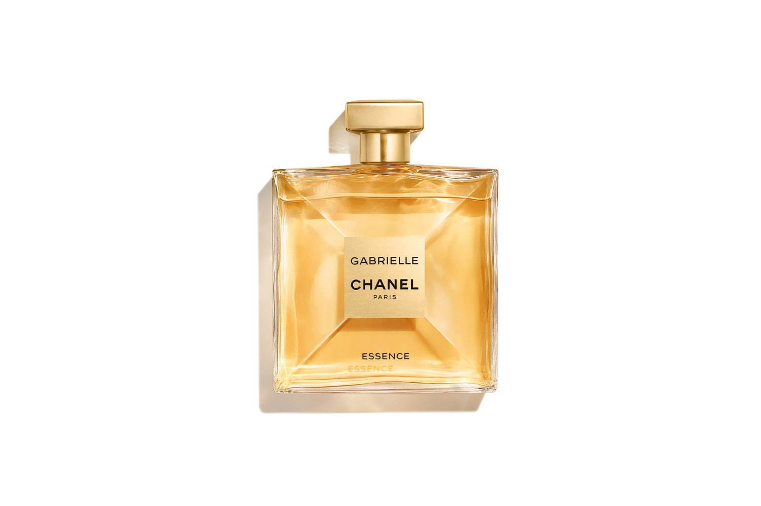 シャネル新フレグランス“白い花々”が主役の「ガブリエル シャネル エッセンス オードゥ パルファム」