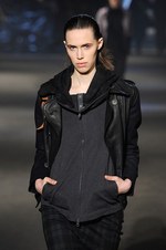 Y-3(ワイスリー) 2013-14年秋冬コレクション - 未来に向けたノスタルジア｜写真17