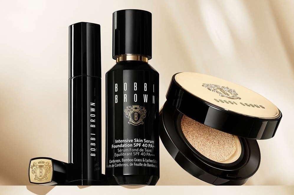 好評人気 BOBBI BROWN ボビイ ブラウンの美容液ファンデーションと下地の通販 by Rica'sshop｜ボビイブラウンならラクマ 