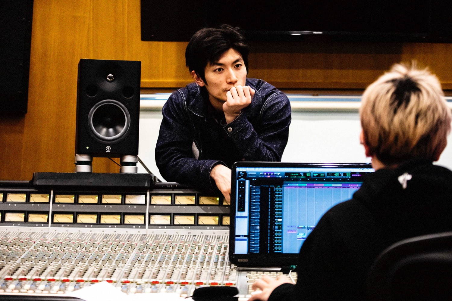 三浦春馬の2ndシングル「Night Diver」CDには自身作詞作曲の楽曲