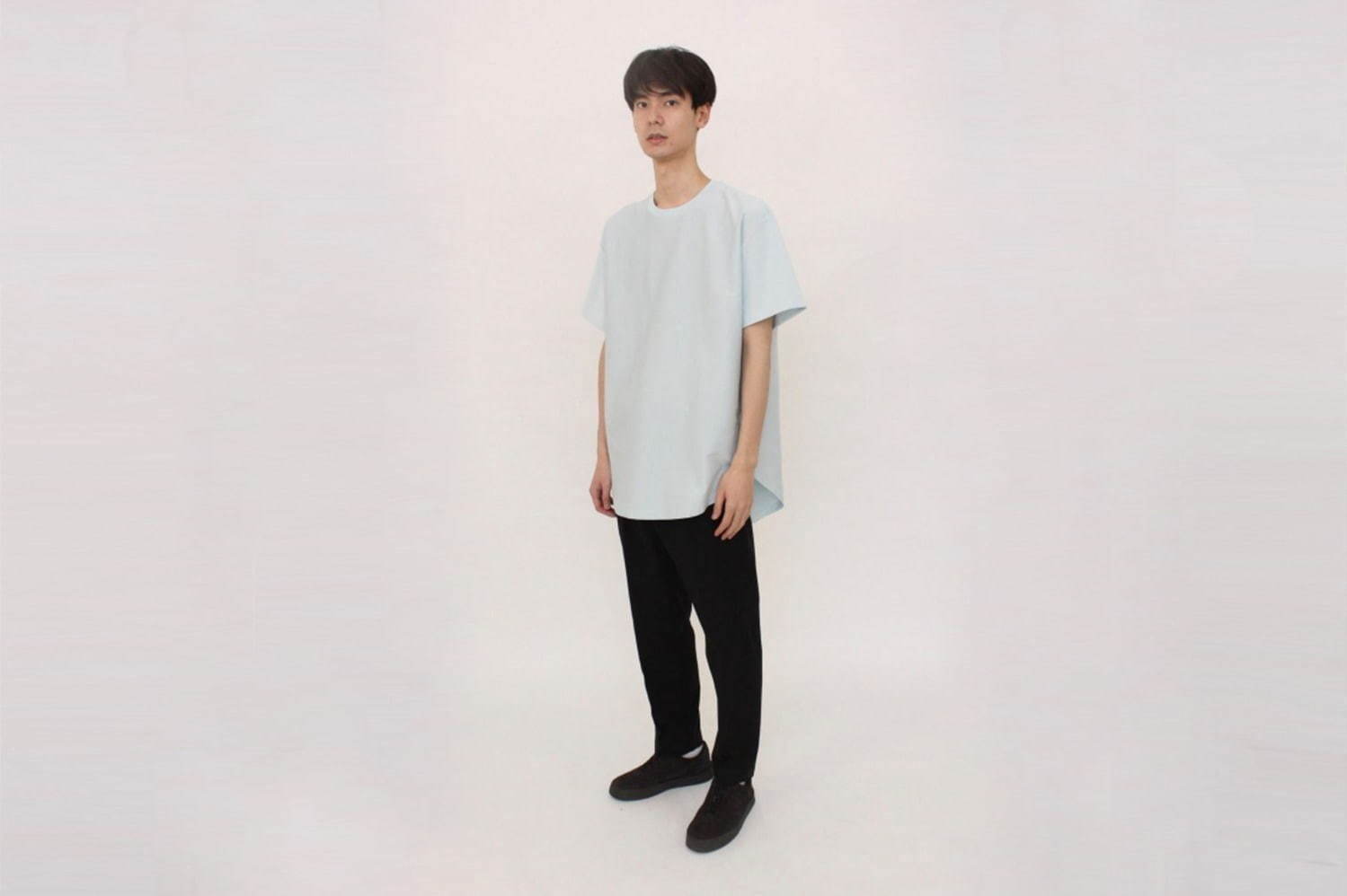 写真39 41 メンズ白tシャツ特集 人気ブランドのおすすめ無地tシャツやロゴt おしゃれコーデの定番アイテム ファッションプレス 写真39 41 メンズ白tシャツ特集 人気ブランドのおすすめ無地tシャツやロゴt おしゃれコーデの定番アイテム ファッションプレス