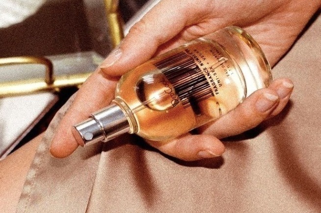 仏香水ブランド「パルル モア ドゥ パルファム」日本初上陸 