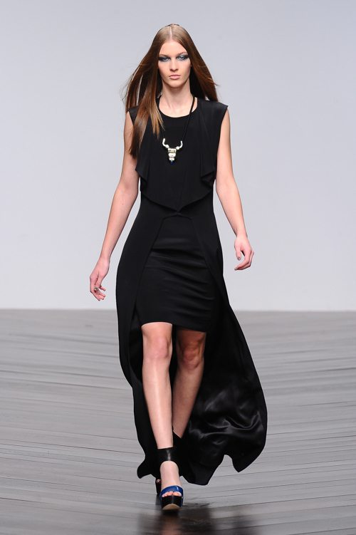 ジャン＝ピエール ブラガンザ 2013-14年秋冬<span>コレクション</span> - 写真3