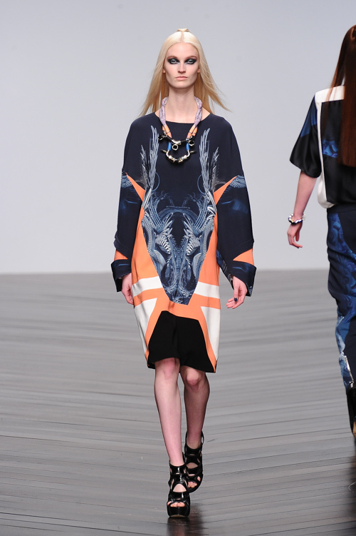 ジャン＝ピエール ブラガンザ 2013-14年秋冬<span>コレクション</span> - 写真45