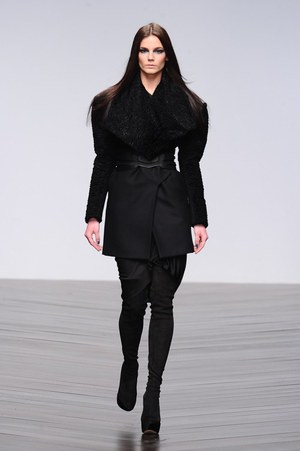 ジャン＝ピエール ブラガンザ(Jean-Pierre Braganza) 2013-14年秋冬ウィメンズコレクション  - 写真12