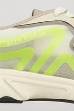 アクネ ストゥディオズ “ランニングシューズ”着想の新スニーカー、透け感シースルーアッパー｜写真9