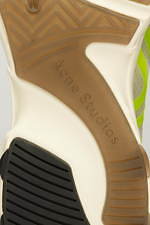 アクネ ストゥディオズ “ランニングシューズ”着想の新スニーカー、透け感シースルーアッパー｜写真27