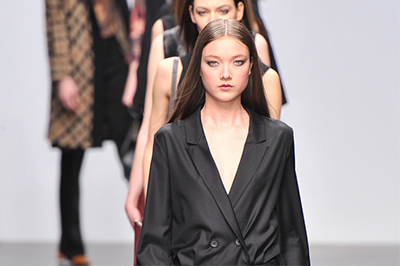 ダックス(DAKS) 2013-14年秋冬コレクション - タイムレス＆コンテンポラリーなブリティッシュエレガンス