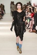 ヴィヴィアン・ウエストウッド レッドレーベル 2013-14年秋冬コレクション - 自然と神話の世界をプレイフルに｜写真51