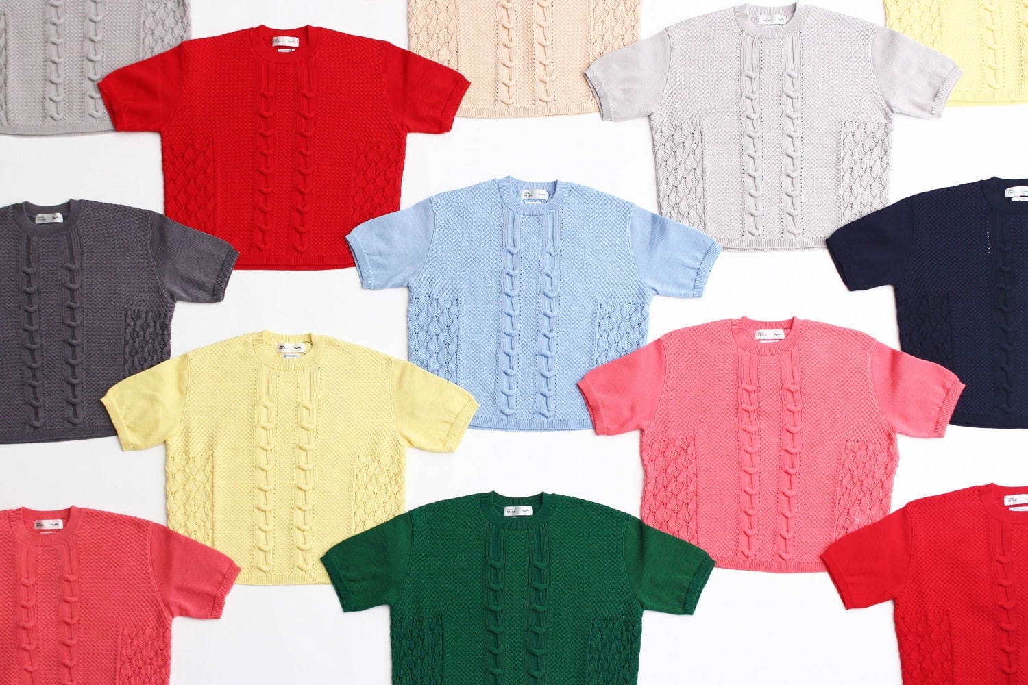 パスザバトン×米富繊維のカラフルサマーニット - 全11色展開、Tシャツのように着回す夏ニット｜写真1