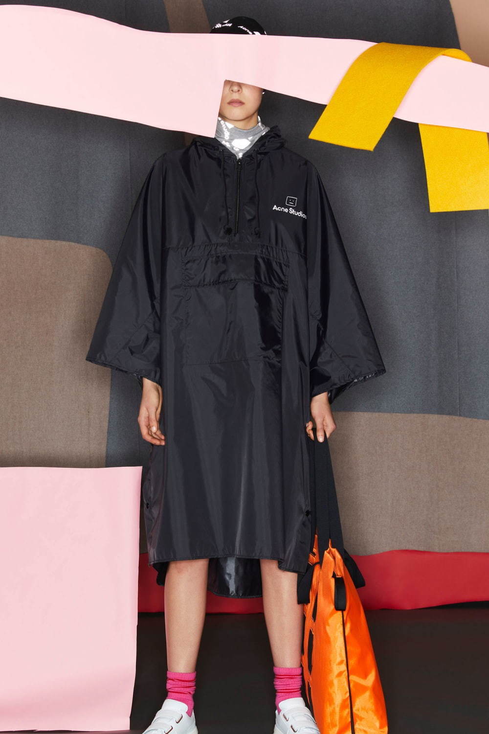 アクネストゥディオズ ブラックポンチョ www.khananistore.com