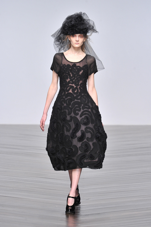 ジョンロシャ : JOHN ROCHA - ファッションプレス