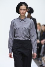 マーガレット ハウエル 2013-14年秋冬コレクション - シンプルな美しさが語る、知的な魅力｜写真5