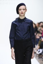 マーガレット ハウエル 2013-14年秋冬コレクション - シンプルな美しさが語る、知的な魅力｜写真17